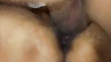 Kapit bahay Pinay gets pounded raw and creampied in her bedroom