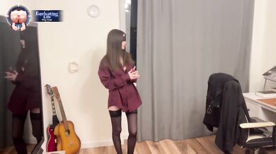 19 year old realtor swallowed by throbbing cock before closing the sale