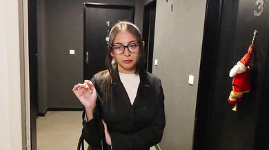 Tenant Fucks Landlord Raw In Her Pussy Gets Loaded Deep