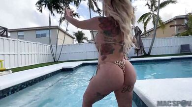 PAWG Kali Roses Gets Her Big Ass Destroyed Outdoors in JMac's Pool