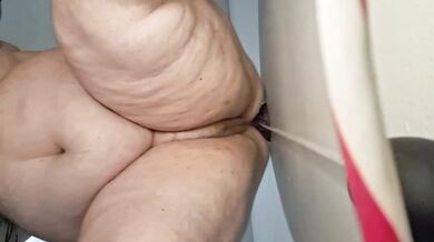 Massive dragon dildo wrecks BBW moms tight ass raw