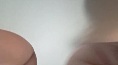 Massive dragon dildo wrecks BBW moms tight ass raw