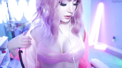 Pink haired egirl destroys long distance BF with ASMR solo roleplay