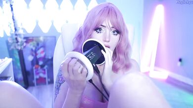 Pink haired egirl destroys long distance BF with ASMR solo roleplay