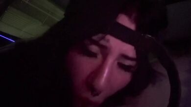Sucking his head until cum gushes down my throat public BJ with goth cumslut