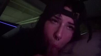 Sucking his head until cum gushes down my throat public BJ with goth cumslut
