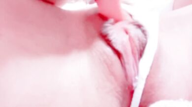 MILF’s lewd new toy gets her pussy licked raw glistening shaved clit exposed