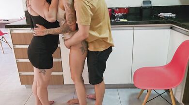 Wife washes dishes while friend flaunts pussy to husband