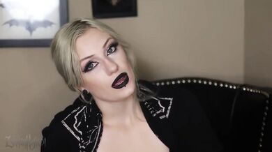 Therapist ruins blonde alt girl with dildo and dirty talk until she’s cumming hard