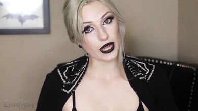 Therapist ruins blonde alt girl with dildo and dirty talk until she’s cumming hard