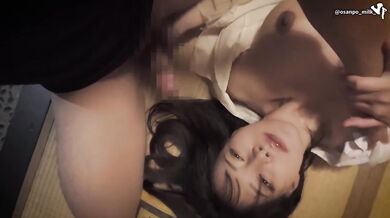 Yin Kya’s girlfriend gets choked real deep bought pregnant hands free Japan raw fuck