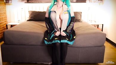 Hatsune Miku cosplay gets fucked hard cumshot doggy reverse cowgirl tease