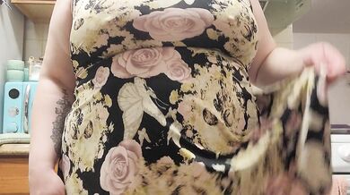 Big curvy girl bends over the counter and shakes her ass for you