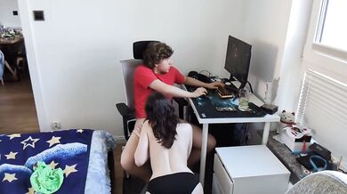 My kinky stepsister ruined my ranked game so I fucked her hard and creampied her raw
