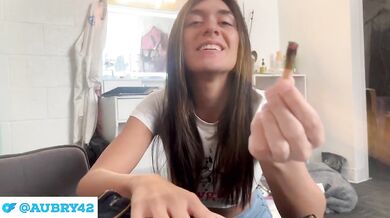 Latina girlfriends cum dripping POV hand job while getting fingered