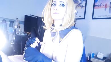 Zelda lets Link tear her ass apart with his big cum soaked dick