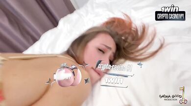 Riding the Russian schoolgirl's creampie stuffed with her classmate's huge cock