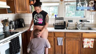 Wife asks what's for dinner I devour her hairy pussy on the counter wet moaning queer sloppy tongue fuck