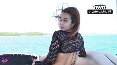 Boat creampie island blowjob POV outdoor risk big ass doggystyle