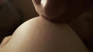 She came hard when he sucked her big nipples until orgasm