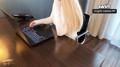 Boss destroys his hot secretary in the office creampie