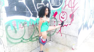 Minah Khali Busted doing Naked Yoga Routine in Public Reality Porn