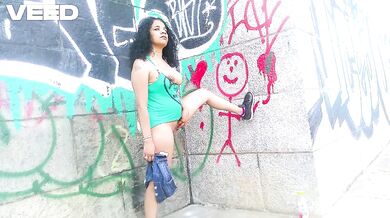 Minah Khali Busted doing Naked Yoga Routine in Public Reality Porn