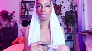 Ebony goddess worships you with her thick lips and glossy mouth
