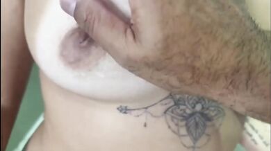 Transei depois do banho pelada e cheia de tesão pra dar a buceta