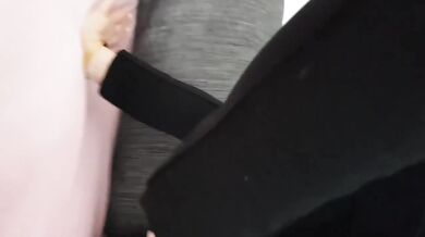 Hot milf Jennifer destroys fan in hotel room huge cumshot deepthroat