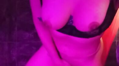 Hot latina fingers stroking pink pussy in hotel room