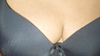 Sri Lankan Sinhala spa lady loses it on bed raw amateur fuck