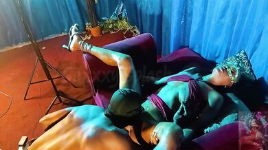 Ebony slut deepthroats BBC while filmed on phone