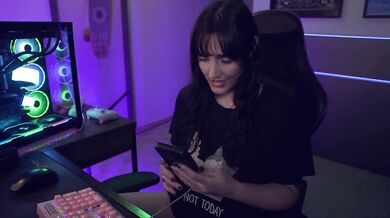 Gamer girl stepsis gives her alone ex a messy surprise big booty twitch streamer