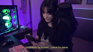 Gamer girl stepsis gives her alone ex a messy surprise big booty twitch streamer