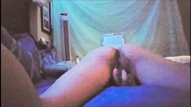 Sleek blue-haired Aussie tease after shower solo in low light