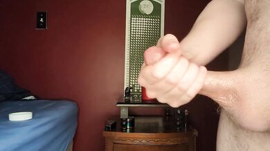 I came all over the floor while cumming in my own filthy mess
