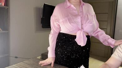 The boss scolded the new secretary for a mistake in the report