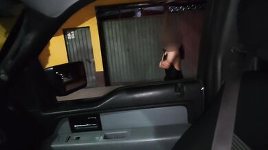 A stranger fucks me in his car and finishes inside me