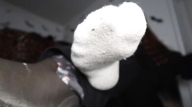 SMELLY SOCKS AND FOOT WORSHIP