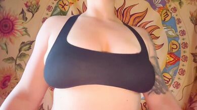 MILF bra try on ends with jiggling tits and degradation