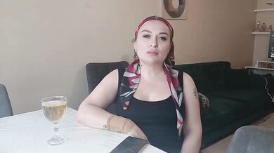 Turkish hijab milf cheats with German cuckold exposed on tape
