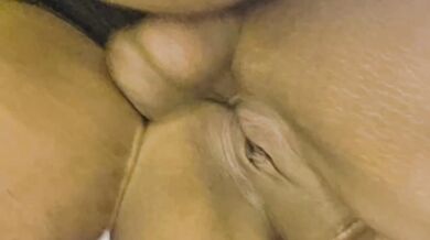 Wife’s tight ass gets pounded raw in amateur anal HD