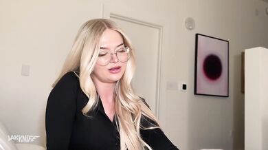 Office Blonde POV hijacks Hotel Trip for sloppy blowjob in stilettos