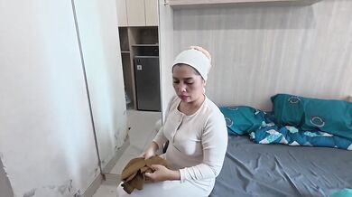 Stressed student gets unexpected happiness from his milf teacher