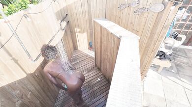 Naked Beach Black MILF Gets Ridden Hard by Her SugarDaddy
