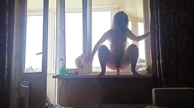 Petite window cleaner gets destroyed fucking herself with monster cock