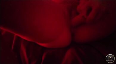 Chubby goth girl masturbates with dildo imagining her lover