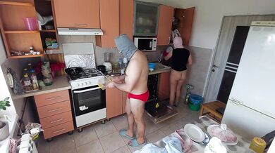 Amateur hands and pussy spark wild pleasure