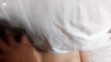 Big ass MILF and her neighbor’s brother-in-law start a raw threesome trio